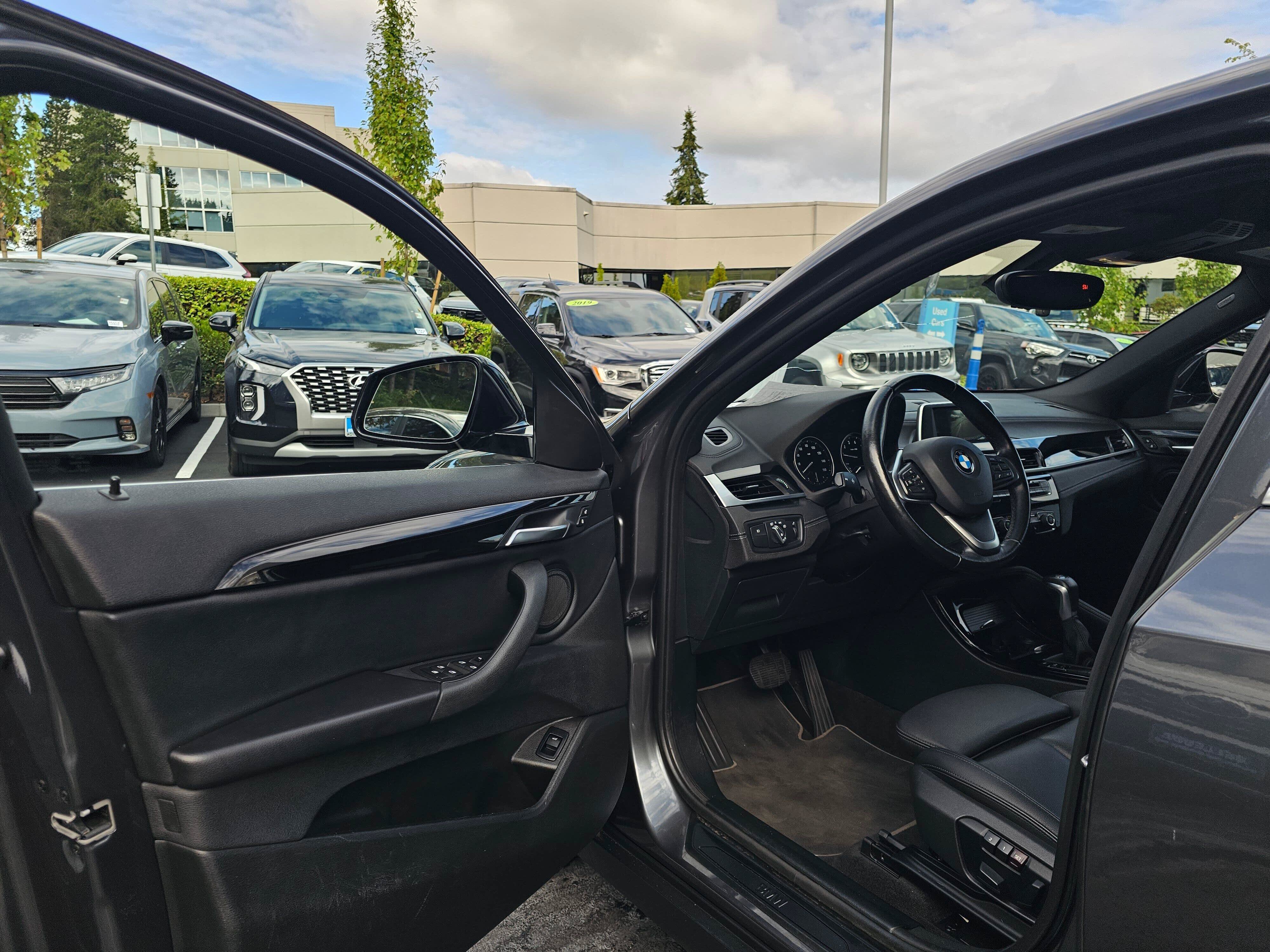 Used 2018 BMW X2 xDrive28i w/ Convenience Package AWD/4WD image 22