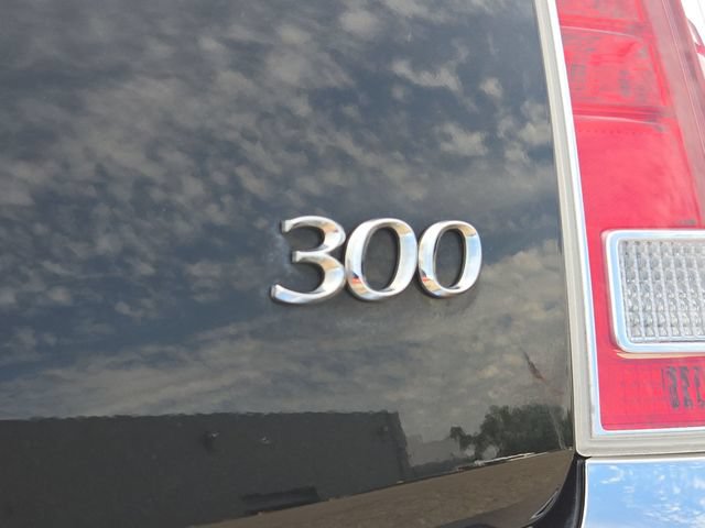 Used 2014 Chrysler 300 RWD image 25