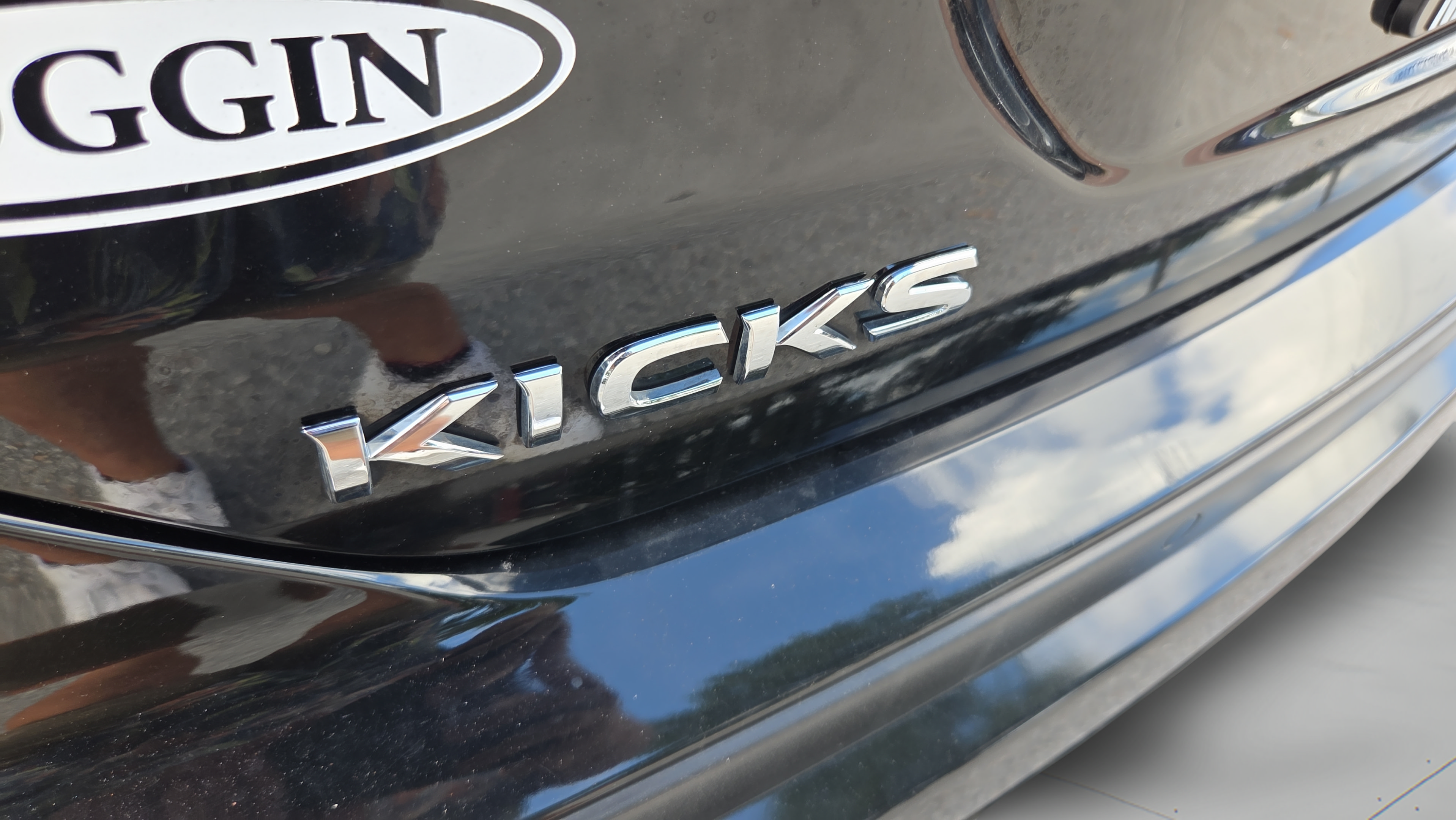 Used 2024 Nissan Kicks SR FWD image 29