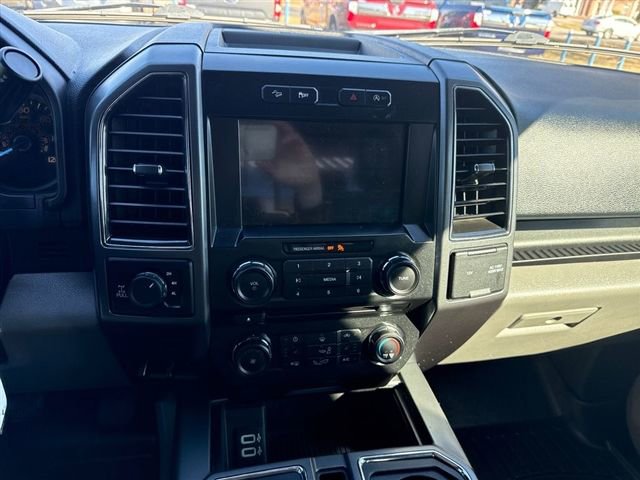 Used 2017 Ford F150 XLT w/ Equipment Group 302A Luxury image 20