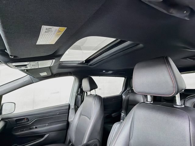 Used 2024 Honda Odyssey Sport image 27