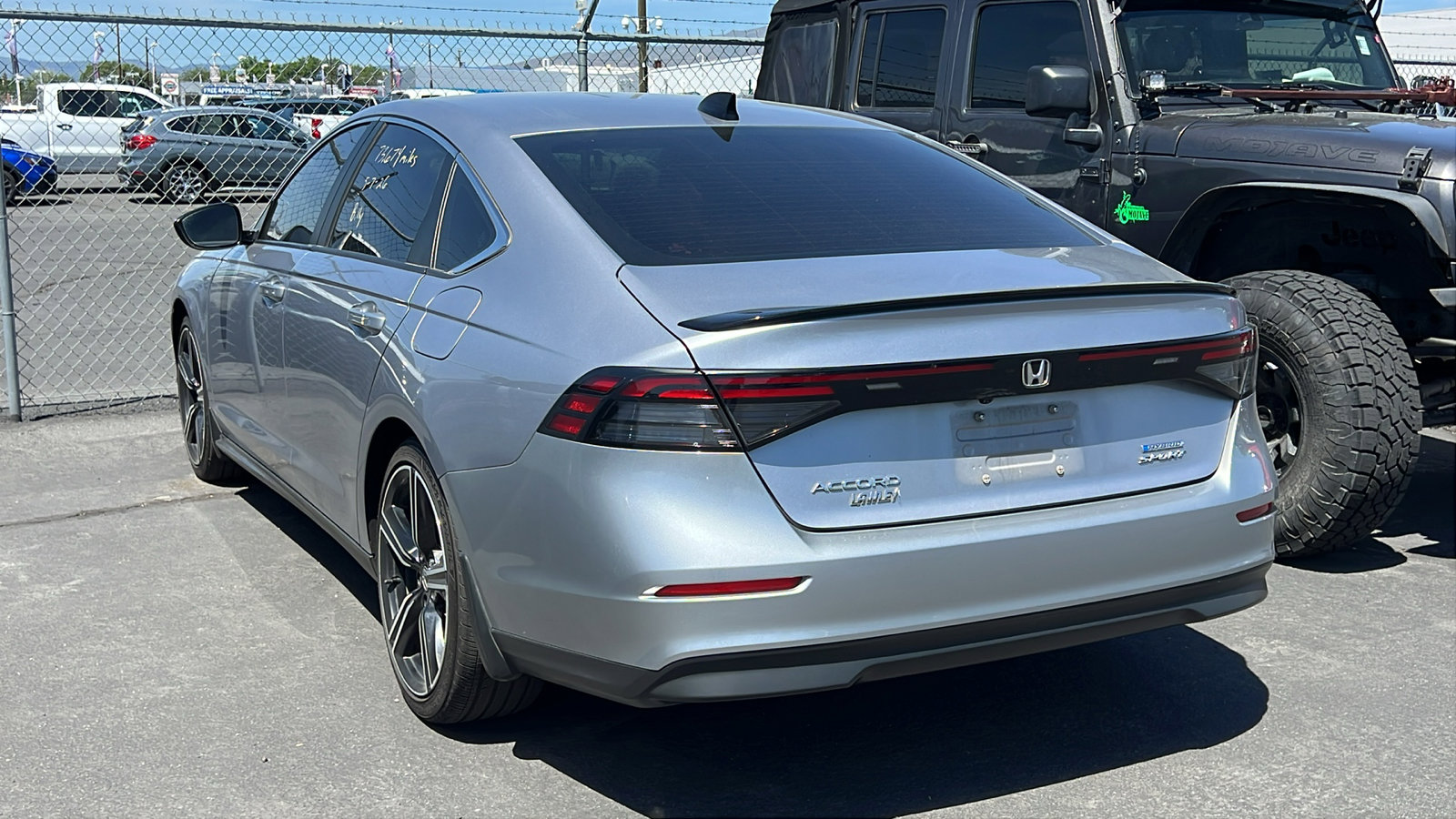 Used 2023 Honda Accord Sport image 2