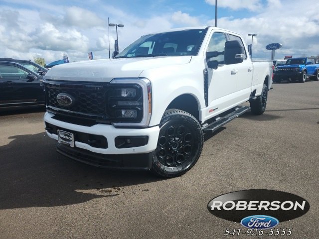New 2025 Ford F350 Lariat w/ Lariat Ultimate Package