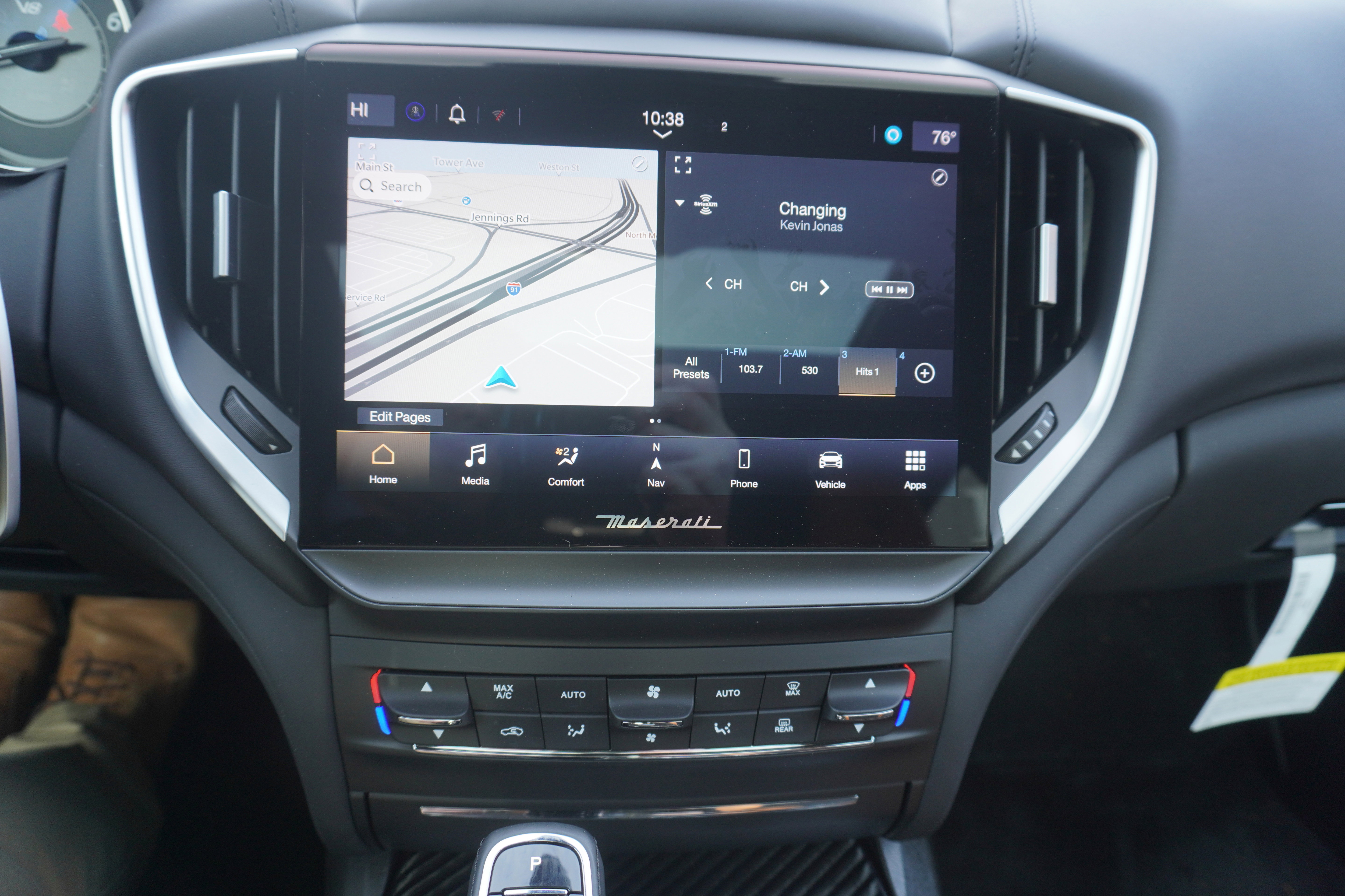 Used 2024 Maserati Ghibli Trofeo image 30