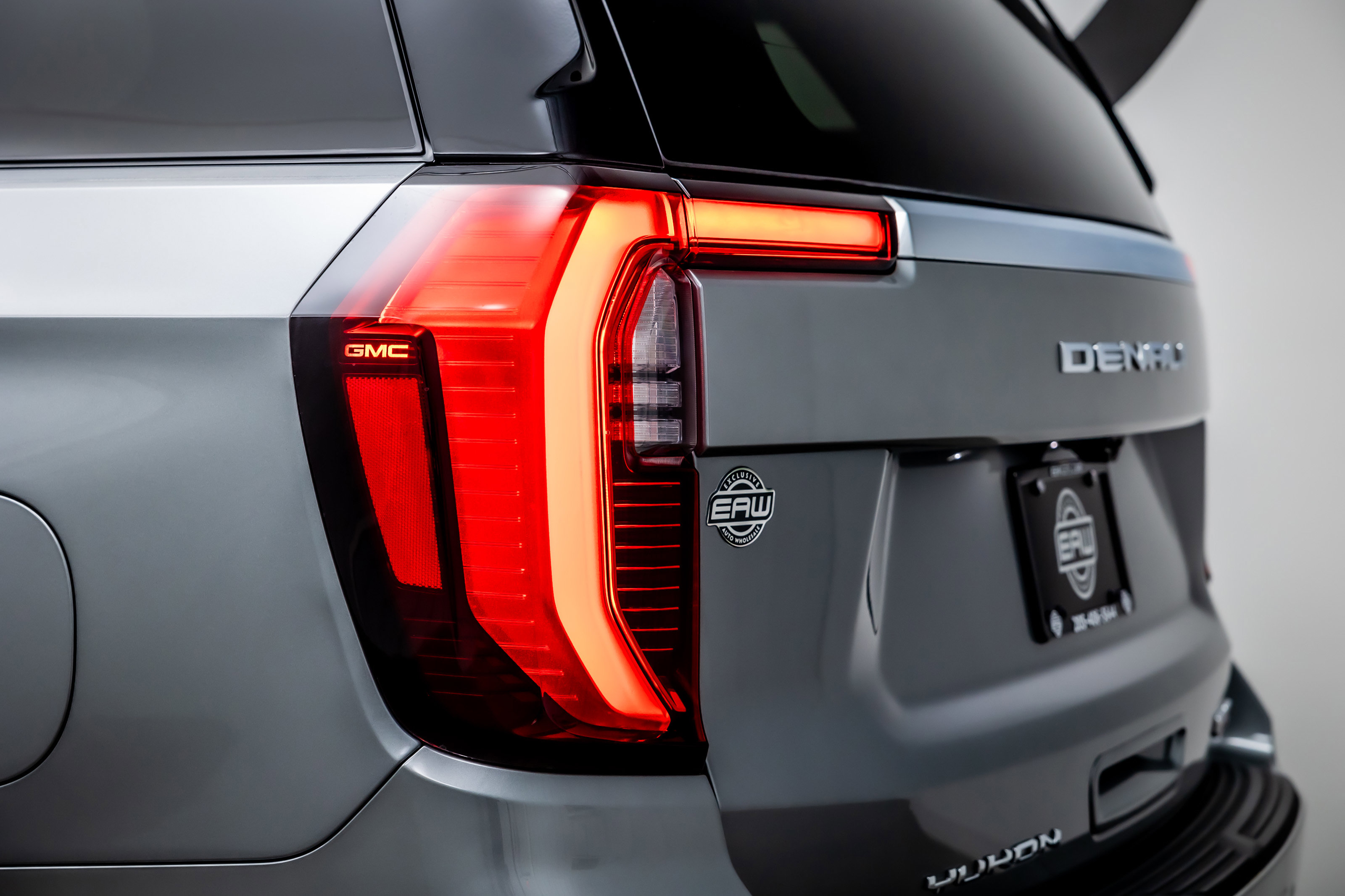 Used 2026 GMC Yukon XL Denali w/ Sun & Power Step Package image 12