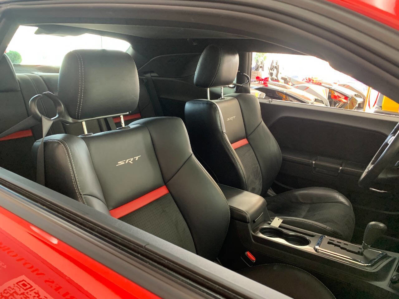 Used 2009 Dodge Challenger SRT8 w/ SRT Option Group II image 11