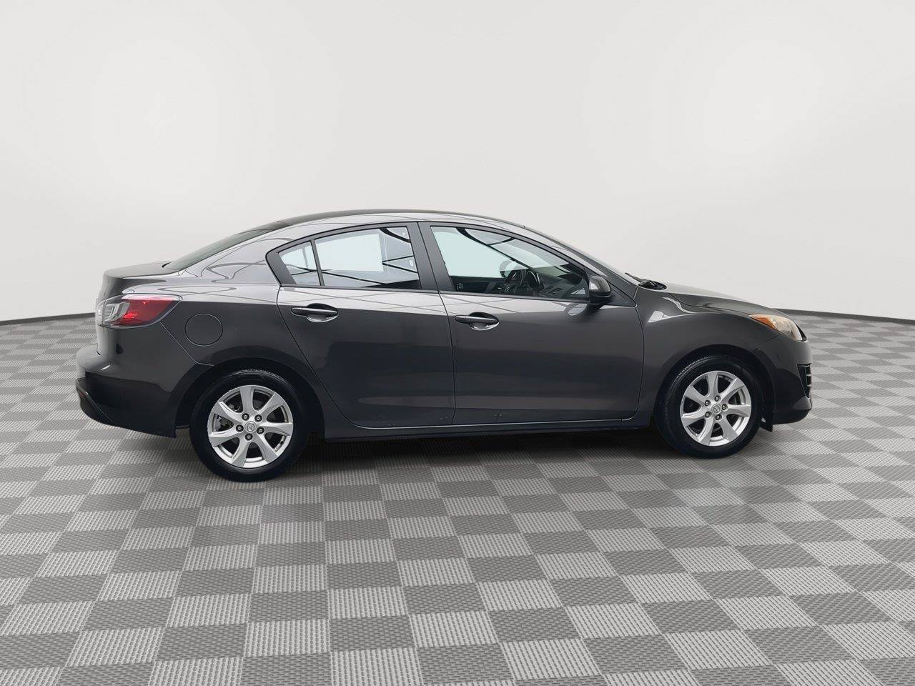 Used 2010 MAZDA MAZDA3 i Touring FWD image 30