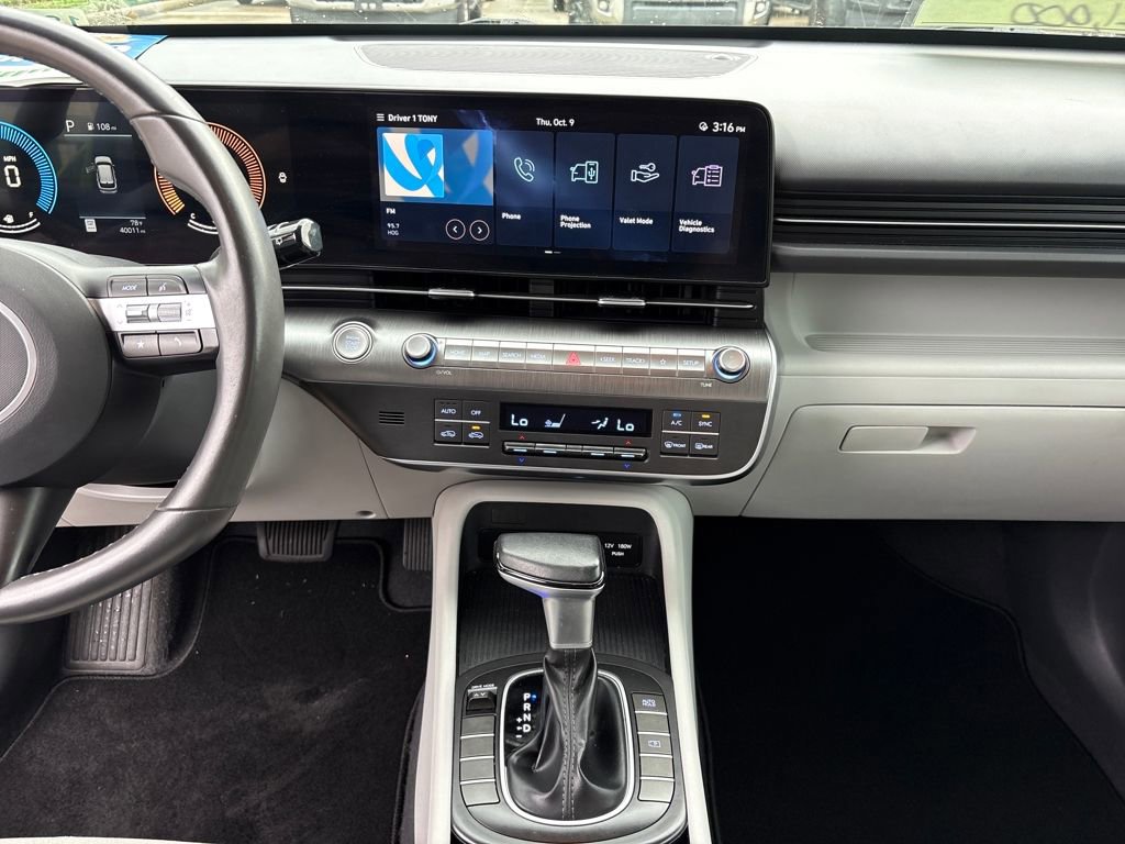 Used 2024 Hyundai Kona SEL image 22