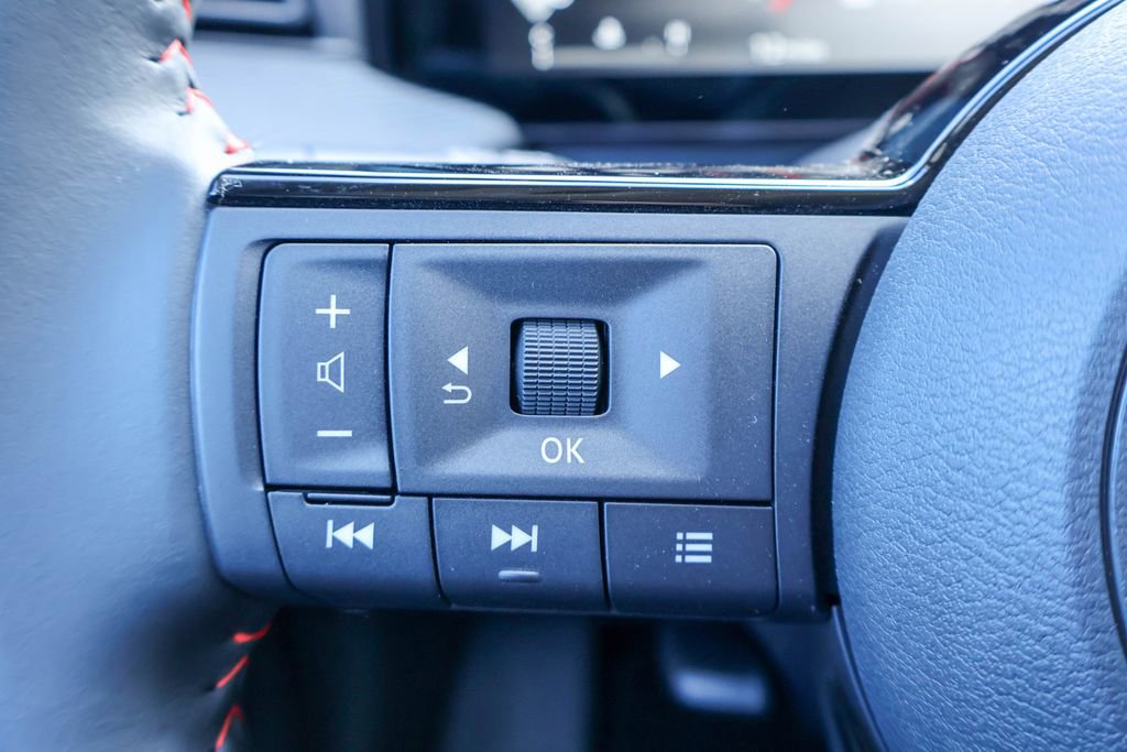 New 2026 Nissan Kicks SR image 10