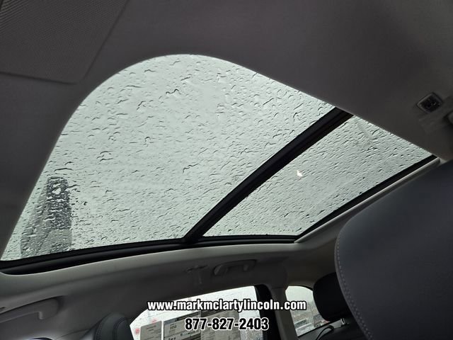 New 2026 Lincoln Nautilus Reserve image 6