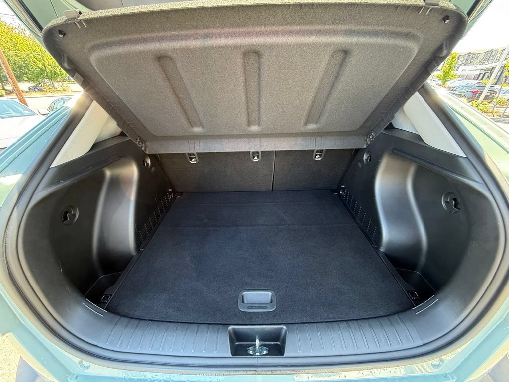 Certified 2025 Hyundai Kona SEL FWD image 10