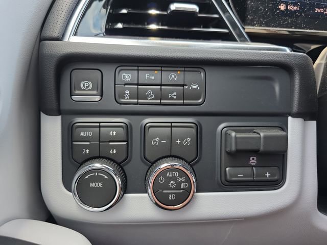New 2026 Chevrolet Tahoe Premier w/ Sun And Tow Package AWD/4WD image 25