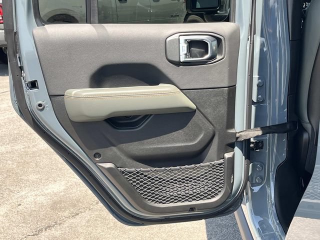 New 2026 Jeep Gladiator Mojave AWD/4WD image 18