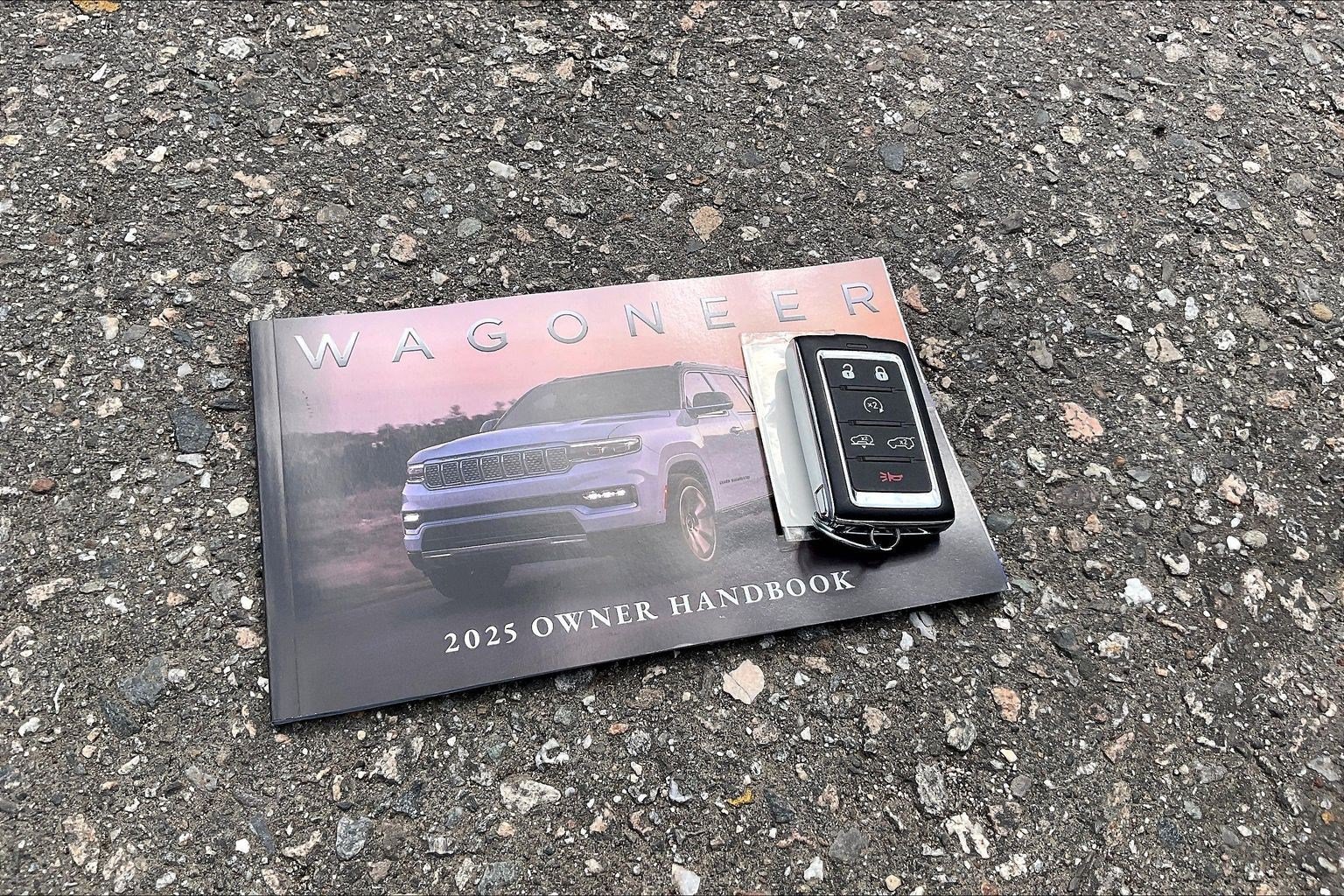 Certified 2025 Jeep Grand Wagoneer Series II Obsidian w/ Quick Order Packagew 28T AWD/4WD image 10
