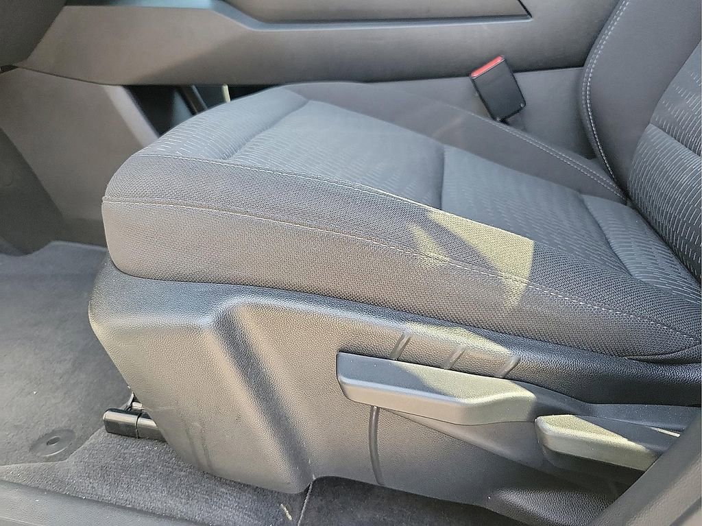 Used 2025 Chevrolet Equinox LT AWD/4WD image 12