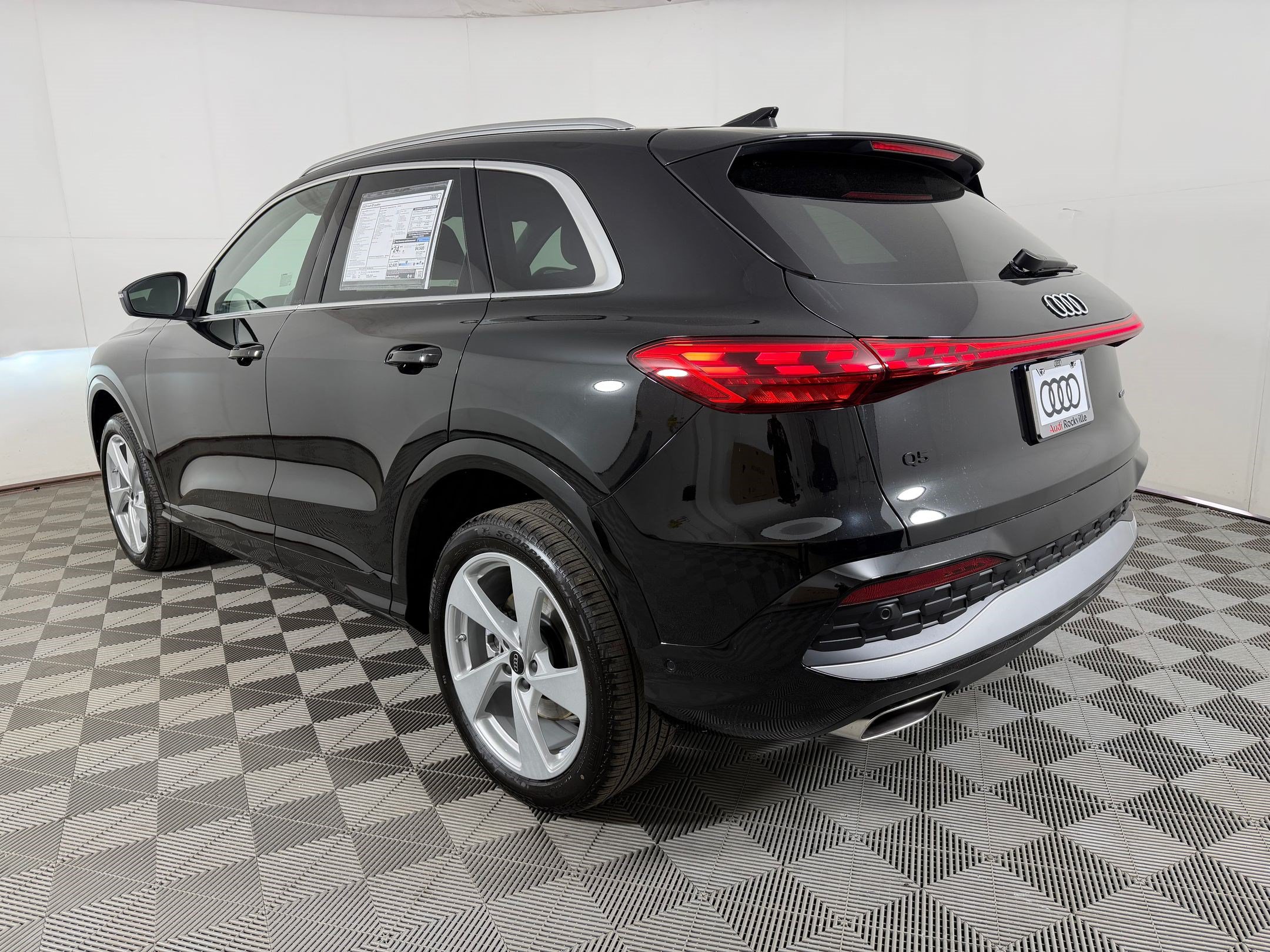 New 2026 Audi Q5 Premium Plus AWD/4WD image 3