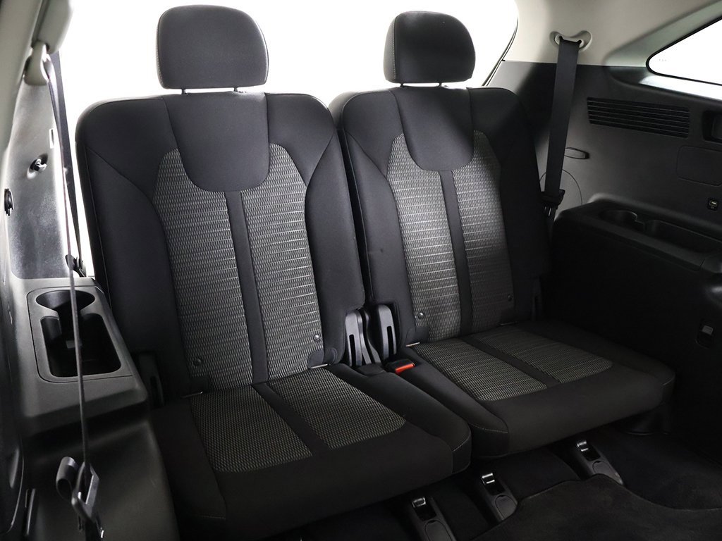 Used 2023 Kia Sorento LX image 35