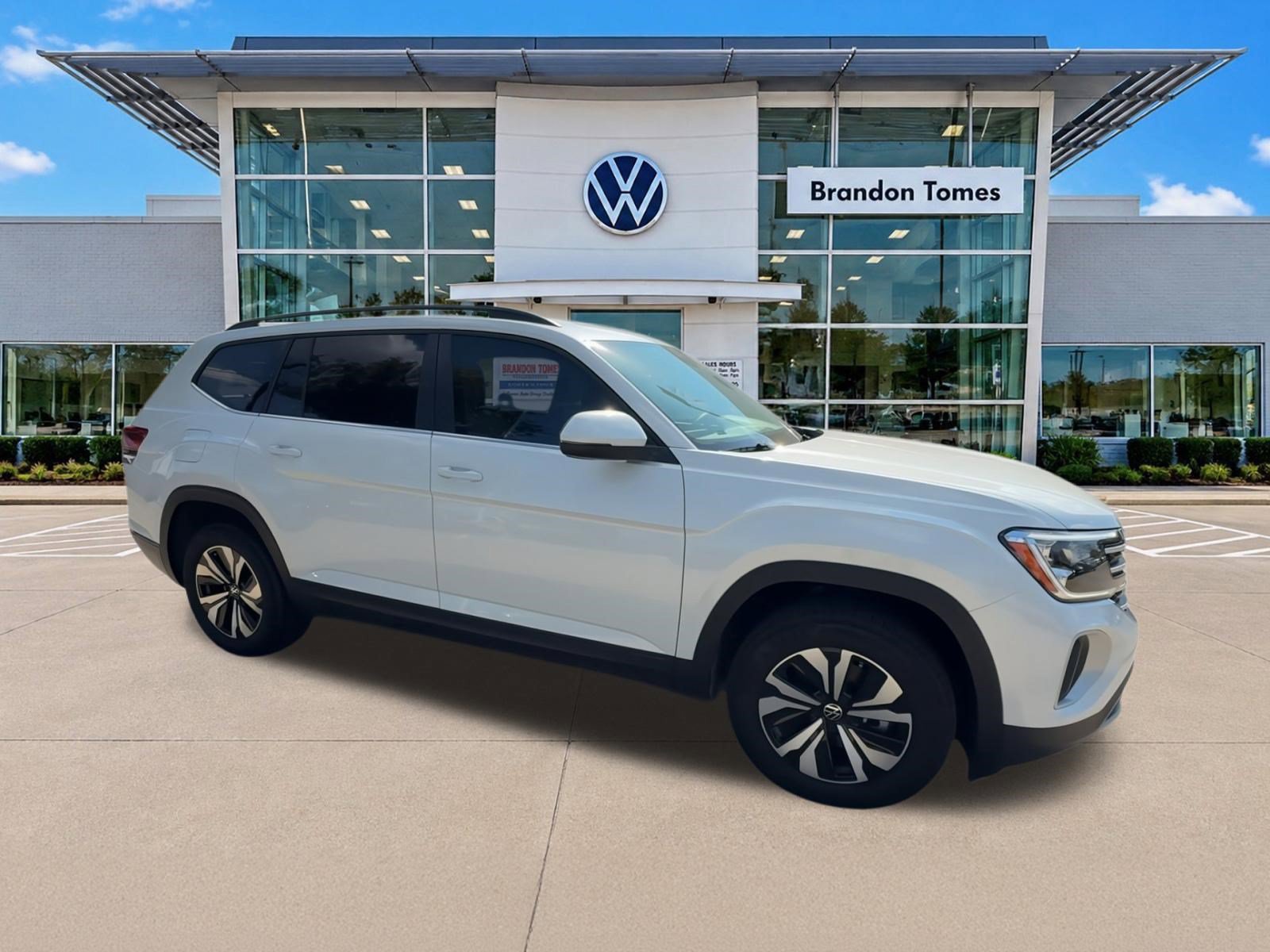 Used 2026 Volkswagen Atlas SE FWD image 10