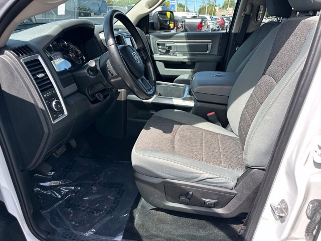 Used 2017 RAM 1500 Classic SLT w/ SLT Plus D←cor Group AWD/4WD image 26