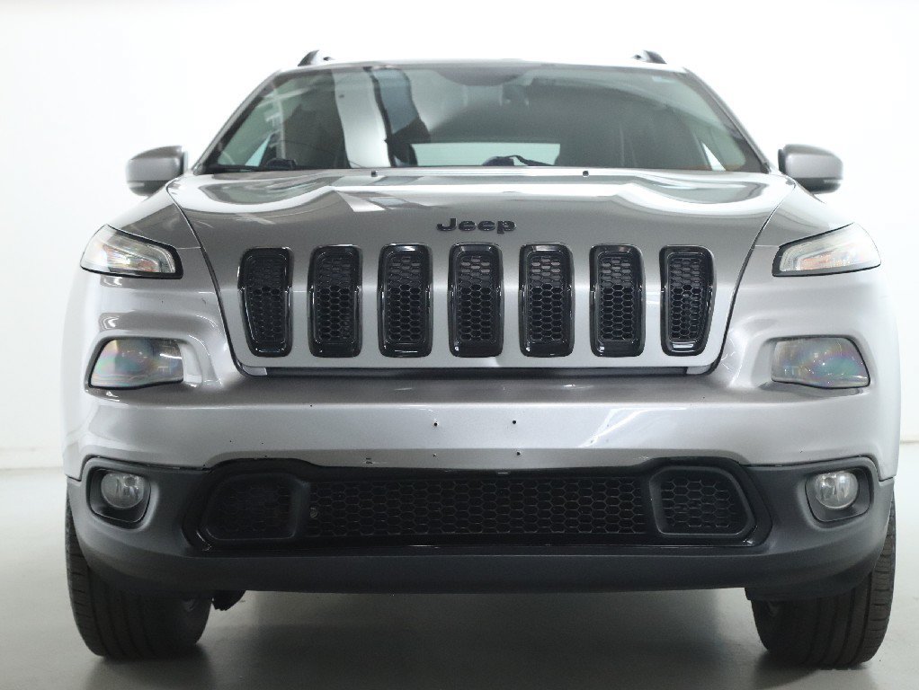 Used 2016 Jeep Cherokee High Altitude w/ Luxury Group AWD/4WD image 5