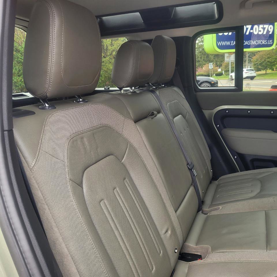 Used 2020 Land Rover Defender 110 S AWD/4WD image 30