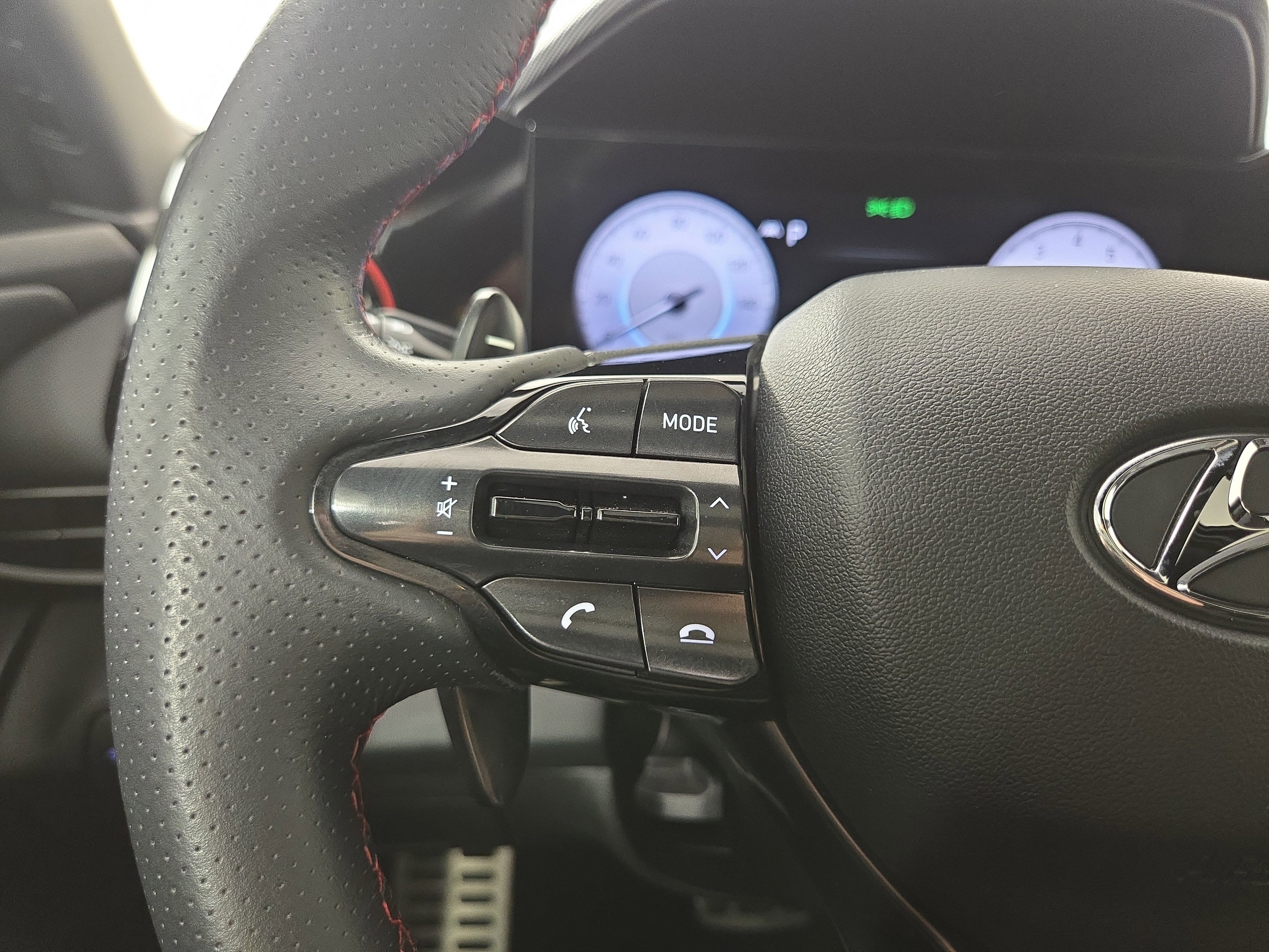 Used 2023 Hyundai Elantra N Line image 15