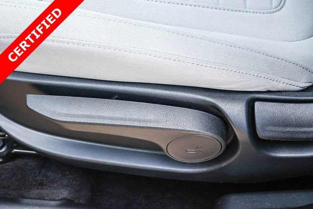 Certified 2025 Hyundai Santa Cruz SE FWD image 24