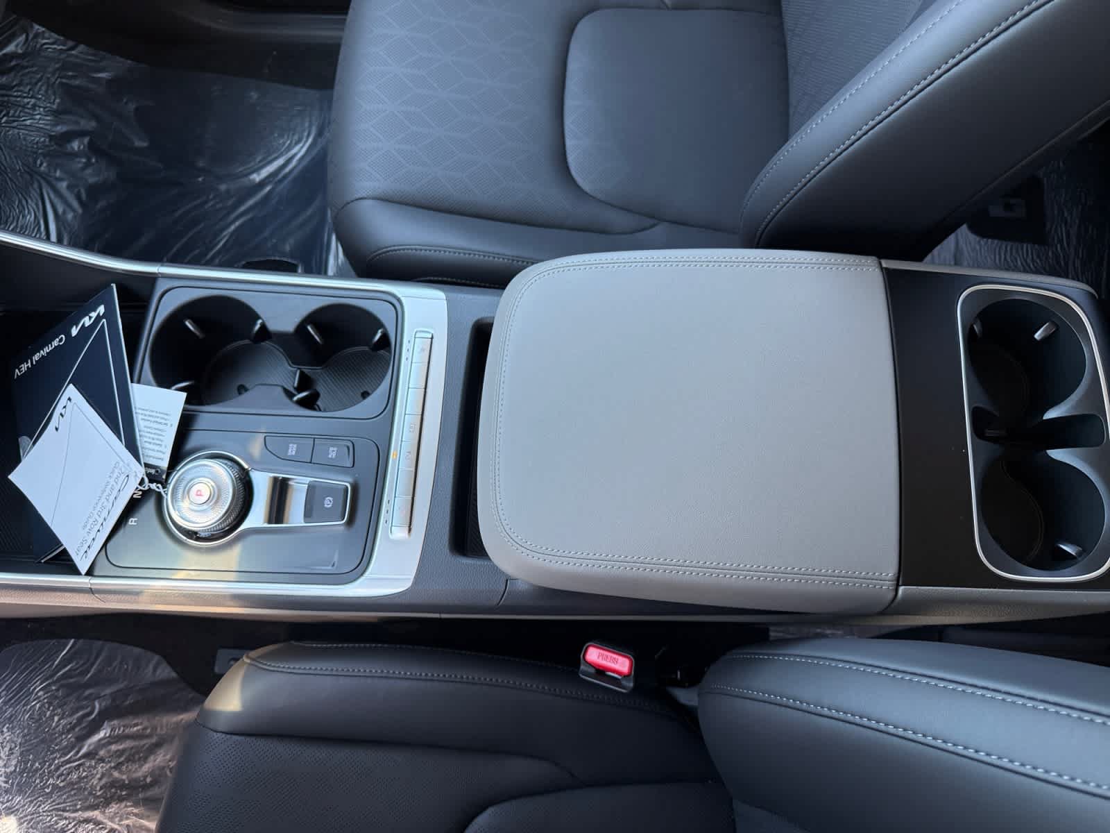 New 2026 Kia Carnival LXS FWD image 17