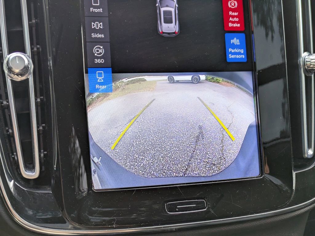 Certified 2023 Volvo XC40 B5 Ultimate w/ Climate Package AWD/4WD image 22