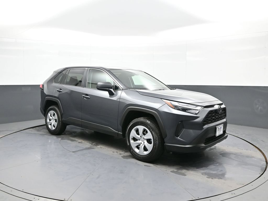 Certified 2025 Toyota RAV4 LE image 4