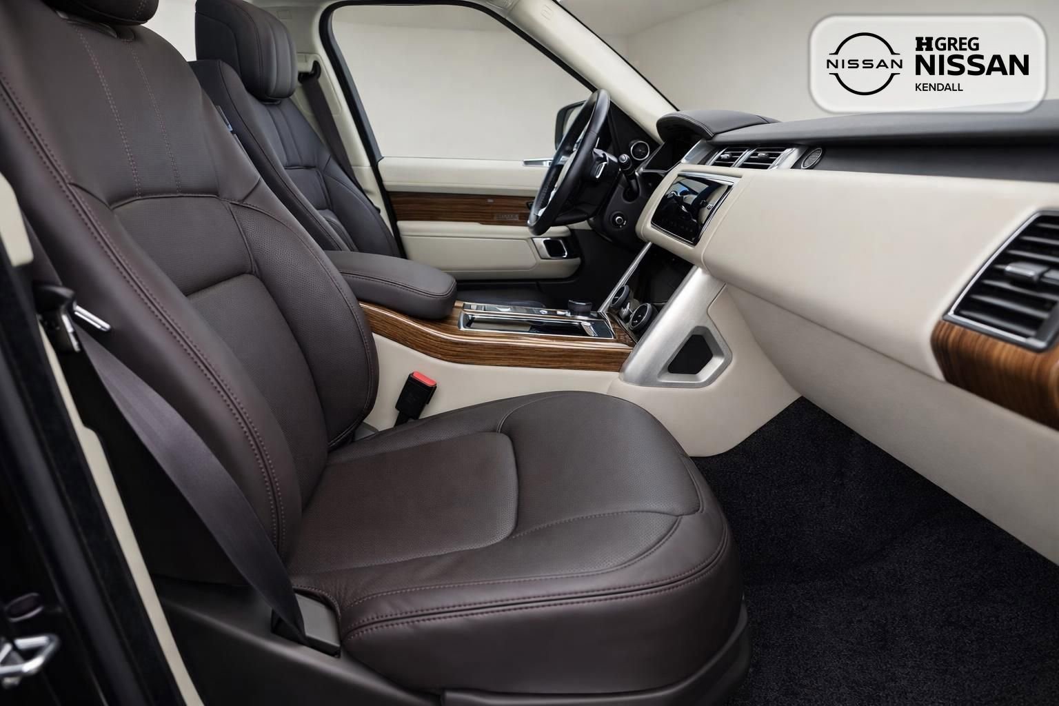 Used 2019 Land Rover Range Rover Supercharged AWD/4WD image 9