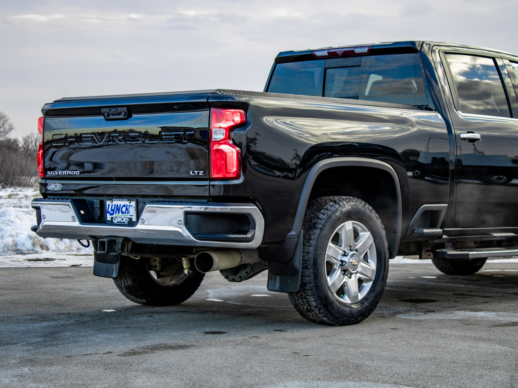 Used 2023 Chevrolet Silverado 2500 LTZ image 18