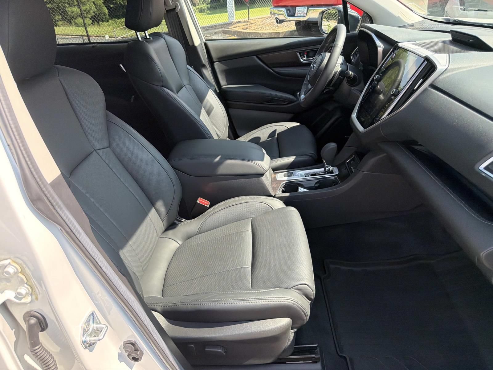 Used 2026 Subaru Ascent Touring AWD/4WD image 14