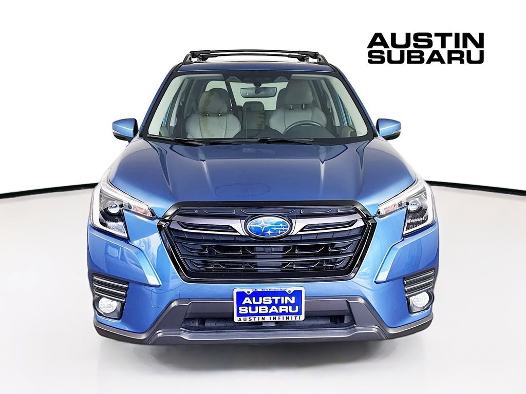 Used 2023 Subaru Forester Limited image 3