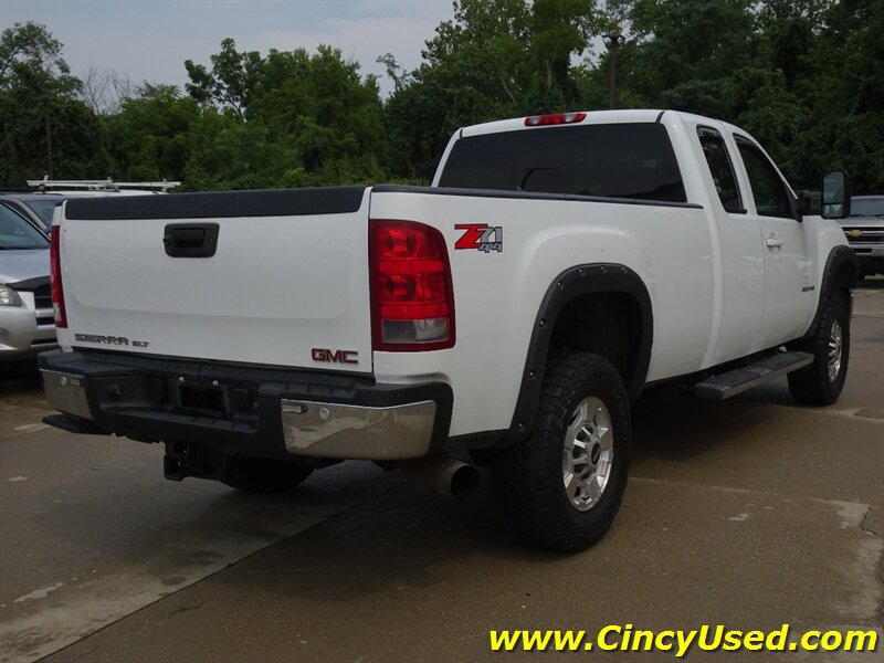 Used 2011 GMC Sierra 3500 SLT w/ SLT Convenience Package AWD/4WD image 7