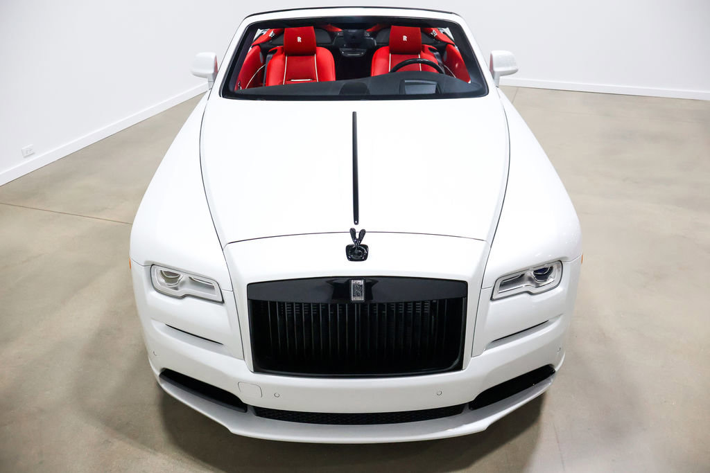 Used 2019 Rolls-Royce Dawn RWD image 24