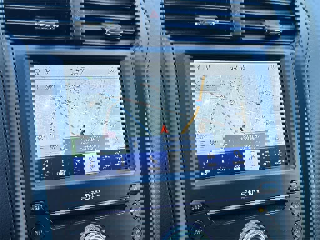 Used 2020 Ford Fusion Energi Titanium image 23