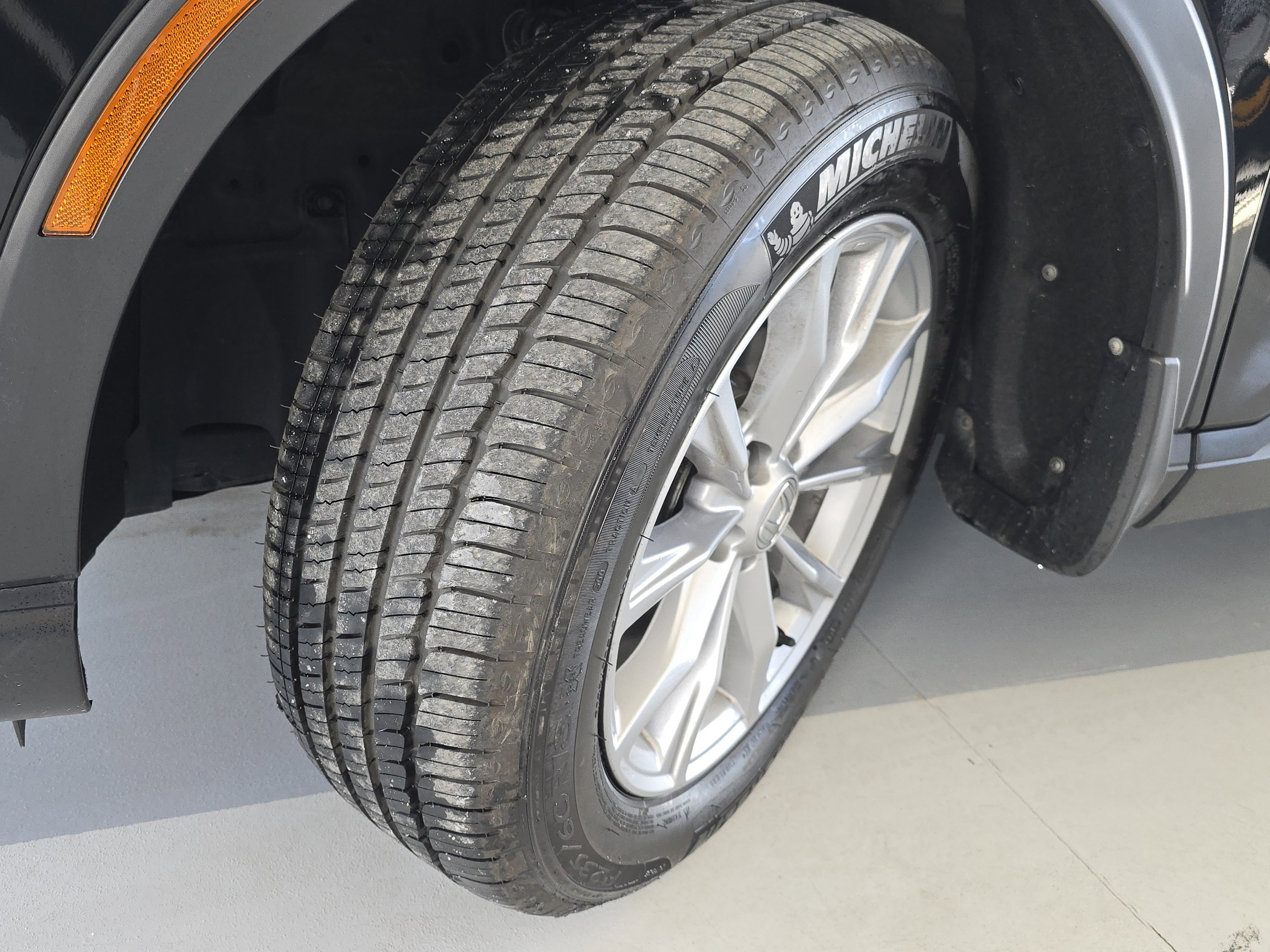 Used 2023 Honda CR-V EX-L image 10