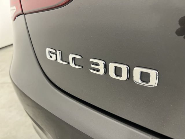 Used 2022 Mercedes-Benz GLC 300 4MATIC Coupe image 33