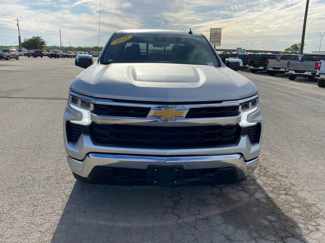 Used 2022 Chevrolet Silverado 1500 LT w/ Z71 Off-Road Package AWD/4WD image 9