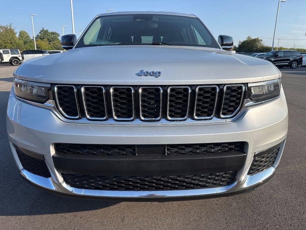 Used 2021 Jeep Grand Cherokee L Limited w/ Trailer Tow Group (B) image 2