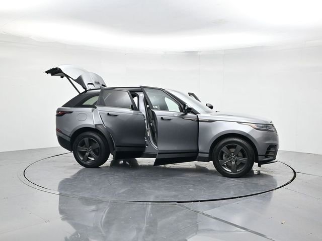 Used 2020 Land Rover Range Rover Velar R-Dynamic S image 47