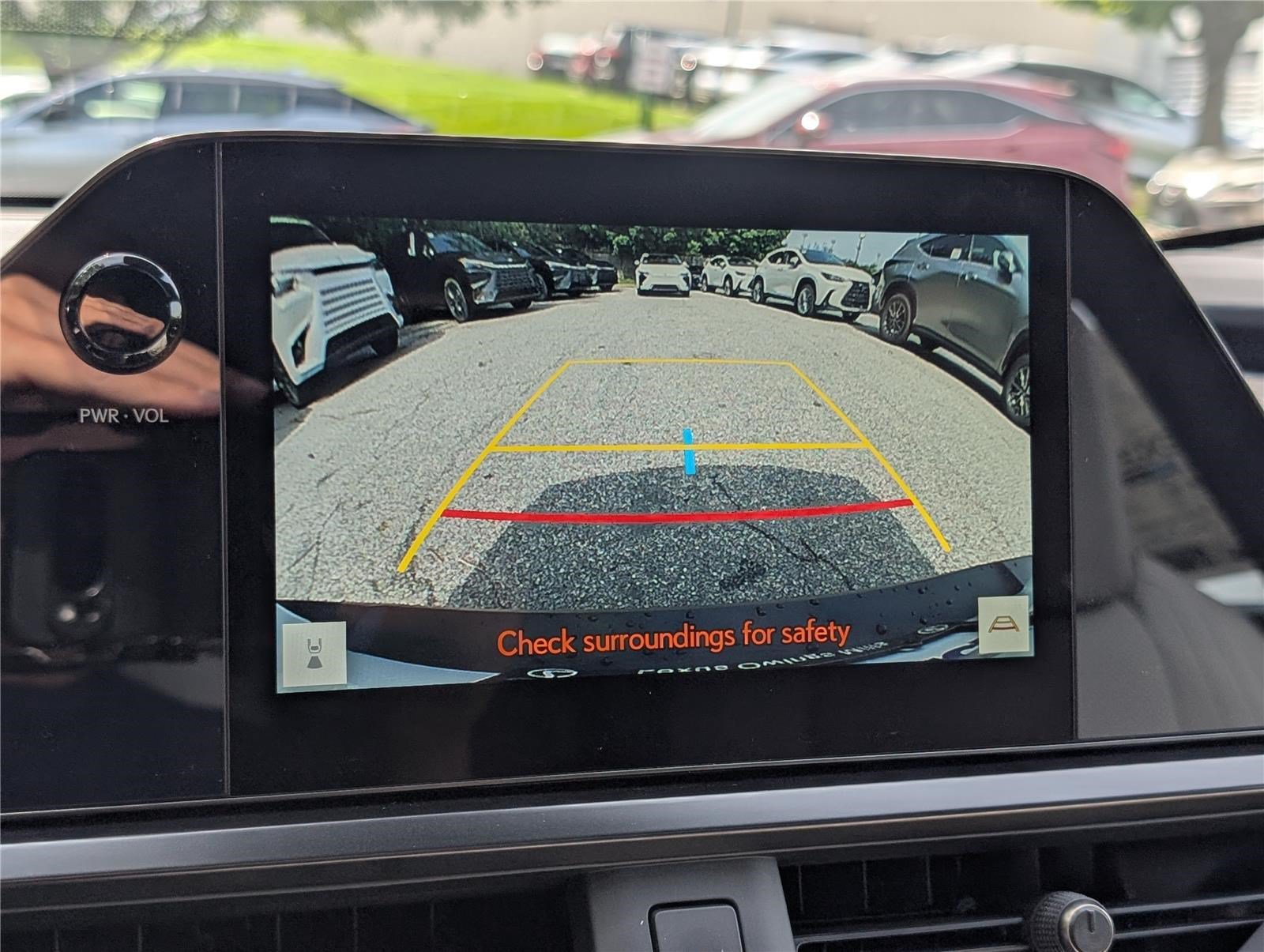 New 2026 Lexus UX 300h AWD image 27