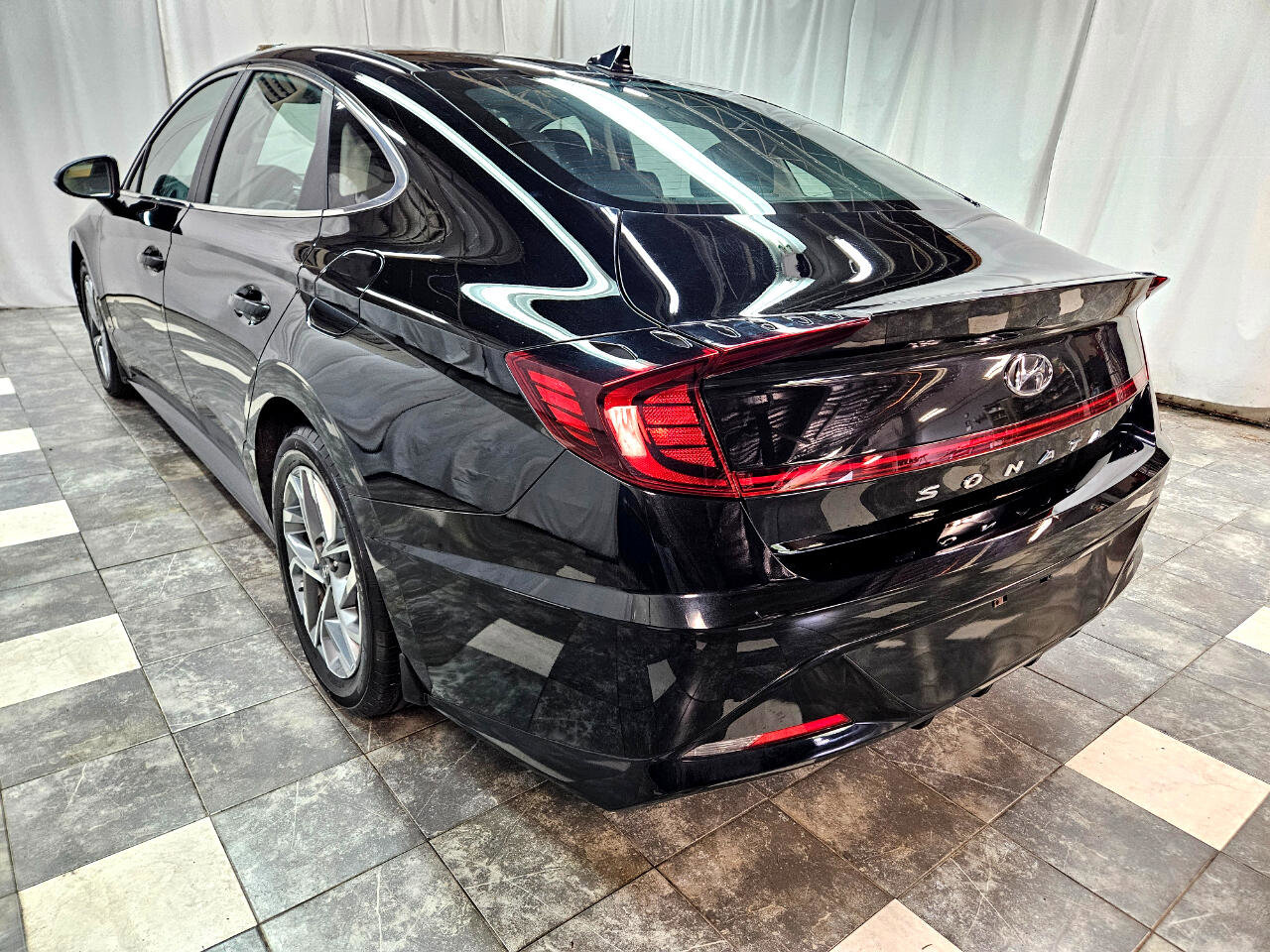 Used 2022 Hyundai Sonata SEL image 5