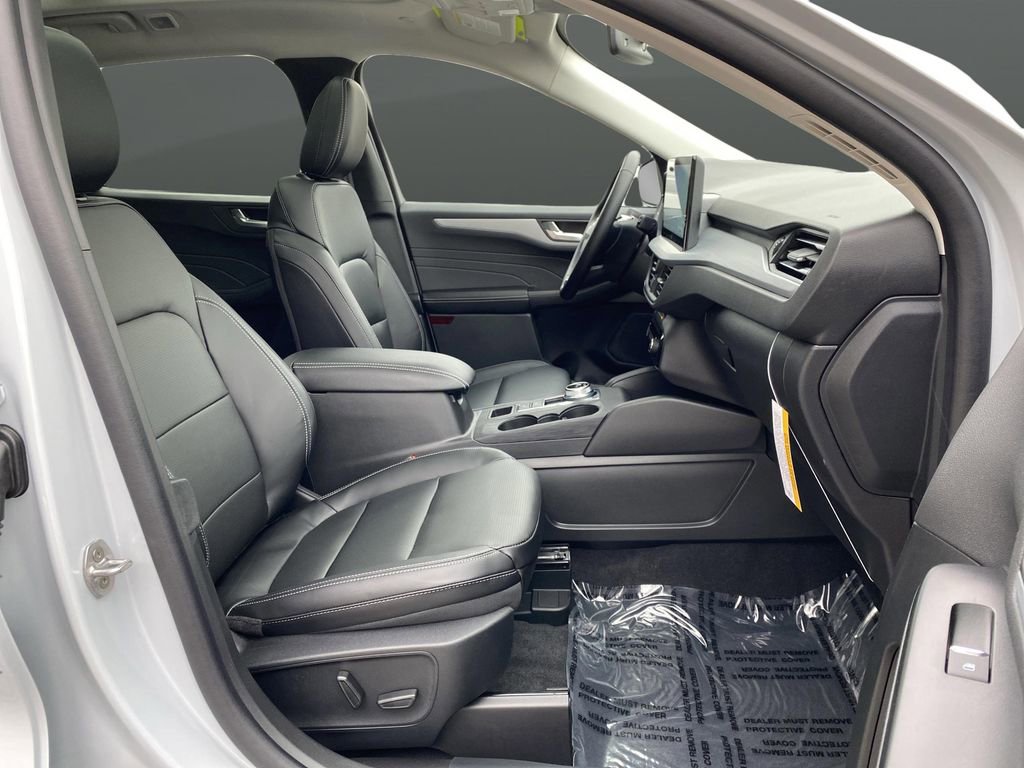 New 2026 Ford Escape Platinum image 38