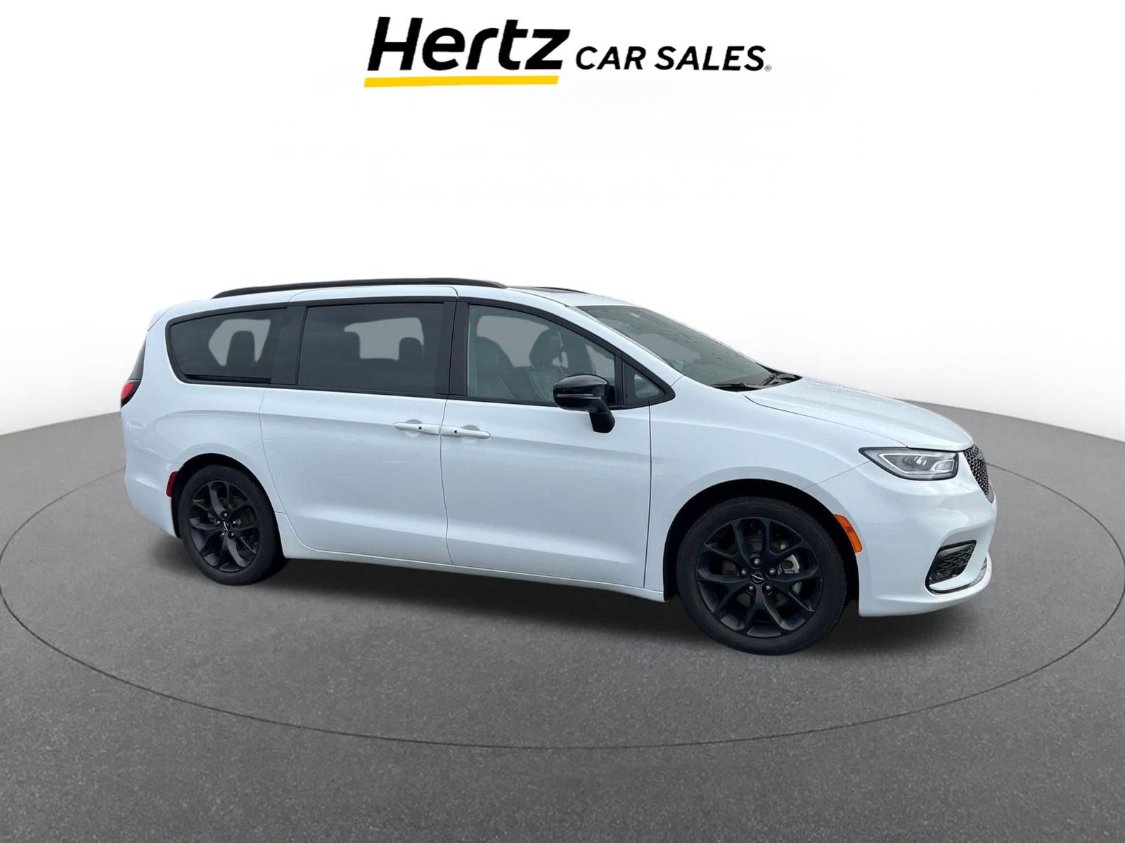 Used 2025 Chrysler Pacifica Limited image 1