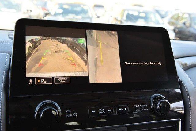 Used 2024 INFINITI QX80 Luxe image 15