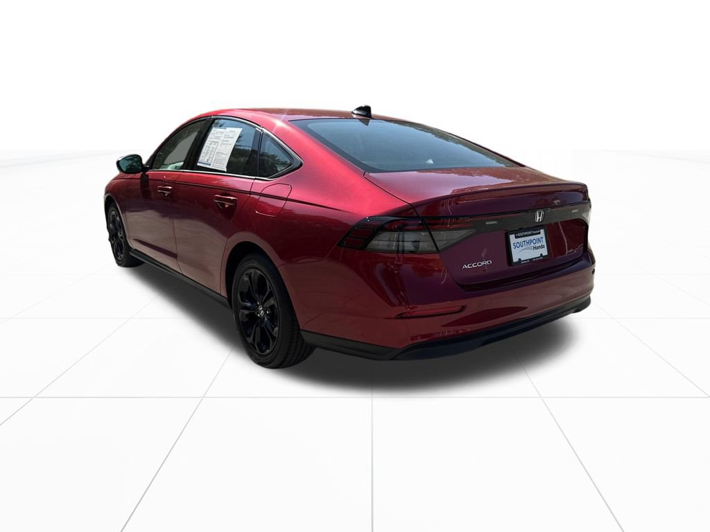 Certified 2025 Honda Accord SE image 6