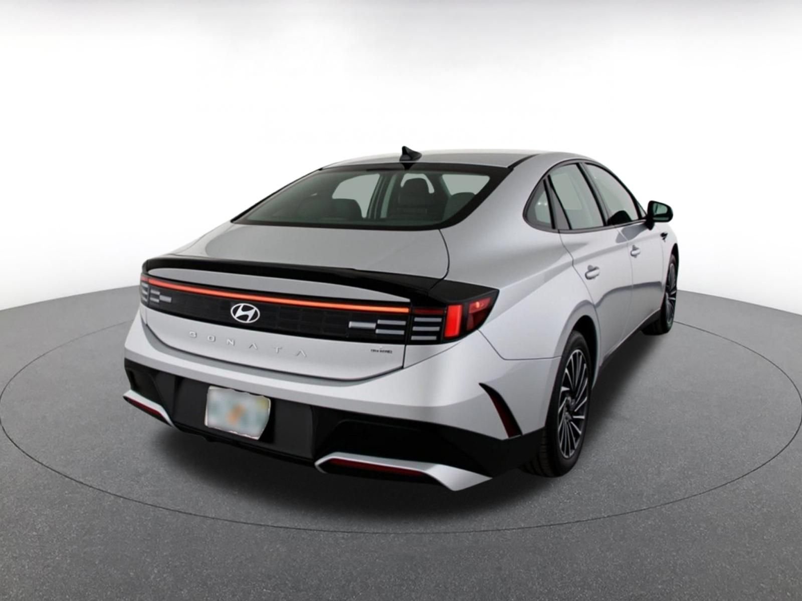 Used 2025 Hyundai Sonata SEL FWD image 9