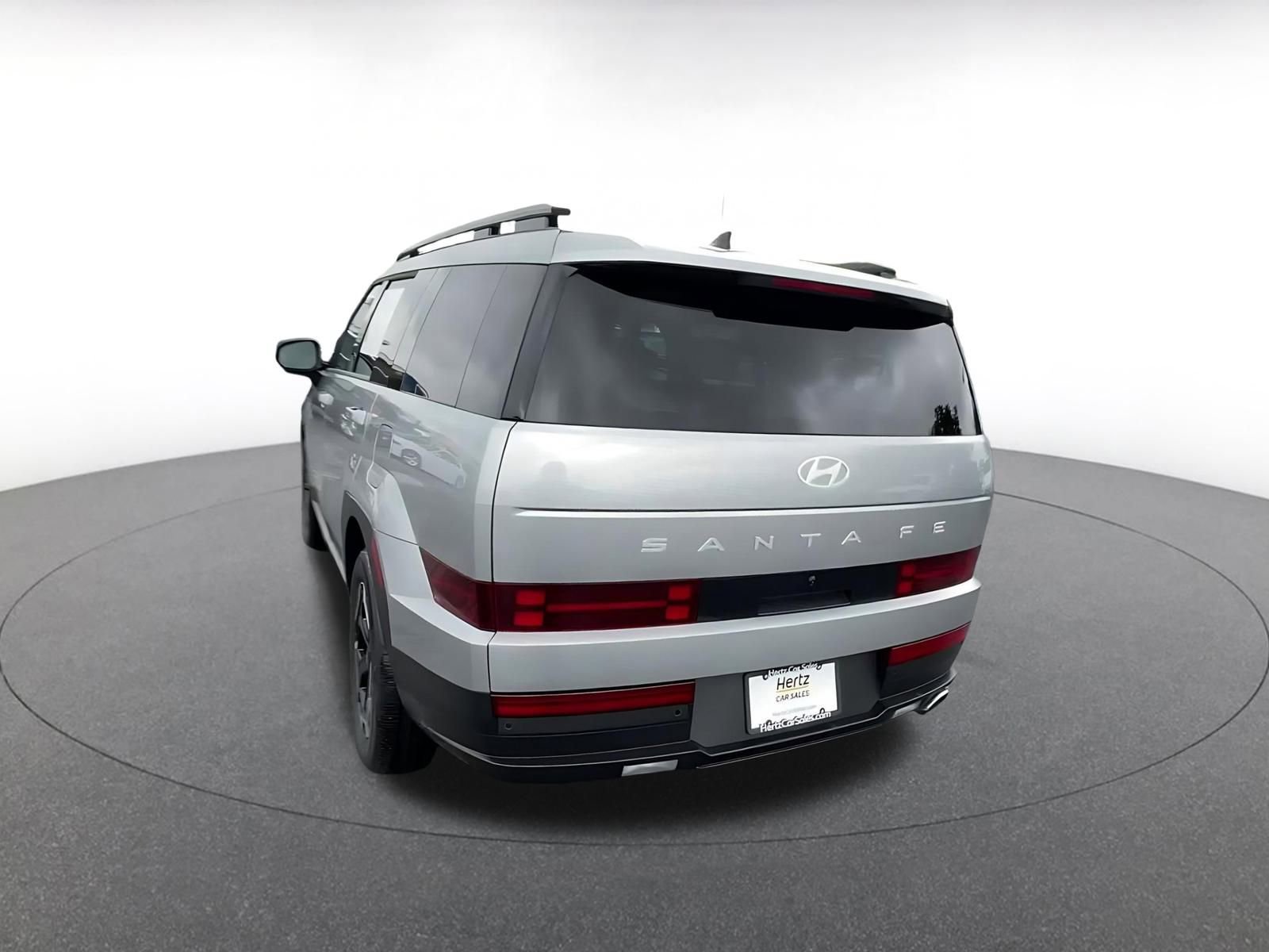 Used 2025 Hyundai Santa Fe SEL image 11